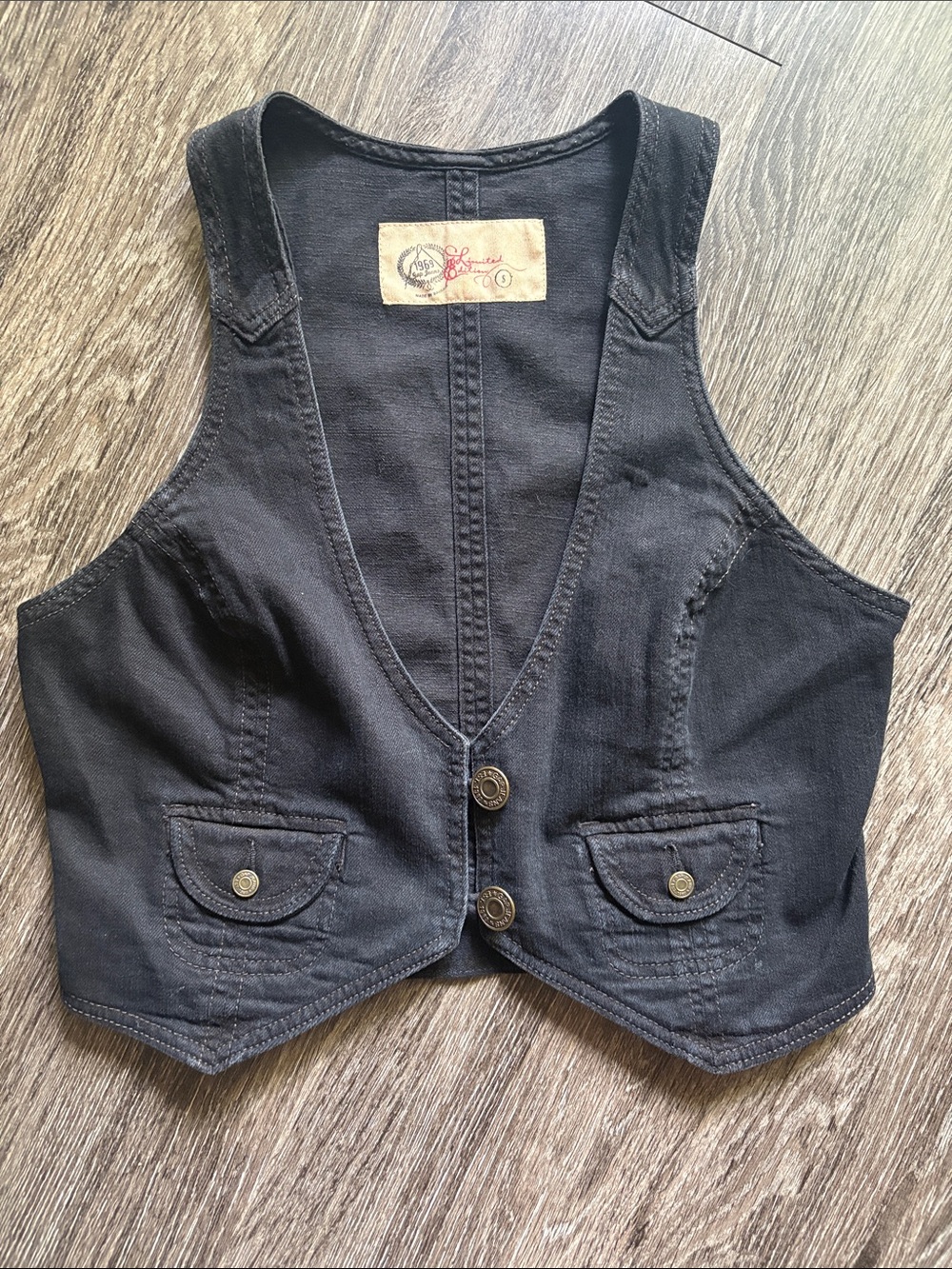 GAP Y2K Black Denim Fitted Vest